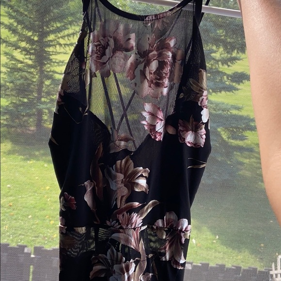 Dress - Picture 2 of 4